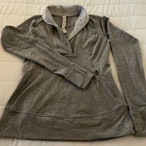 Lululemon sweatshirt gray